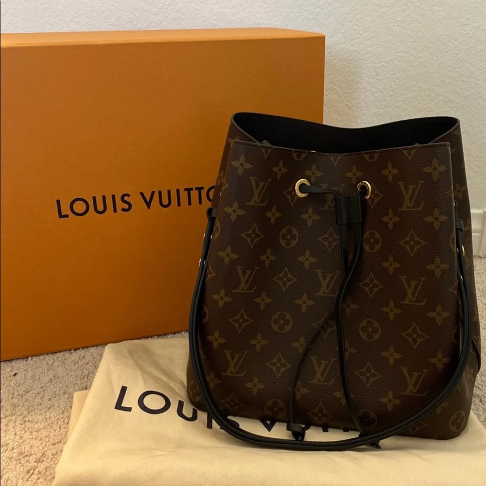 Authentic Louis Vuitton Neo Noe Noir